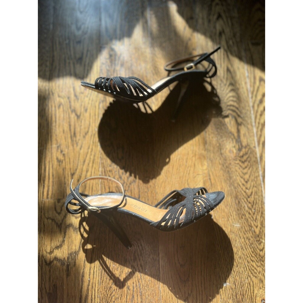 Chausseures Geraci Cannes France Vintage suede stiletto heel sandals